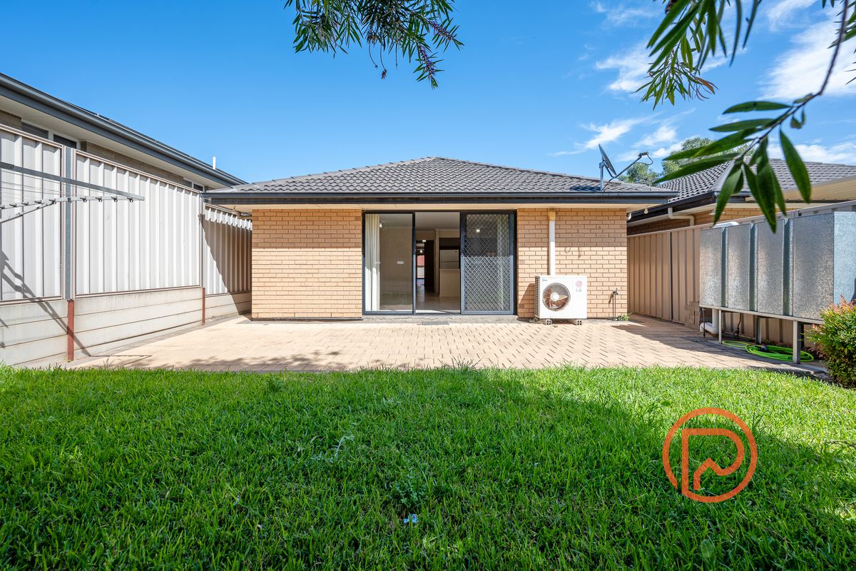 2 / 359 Hampstead Road, Northfield