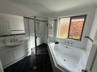 23 Goldenia Close, Morisset