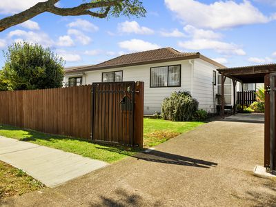 1/14 Compass Place, Te Atatu Peninsula