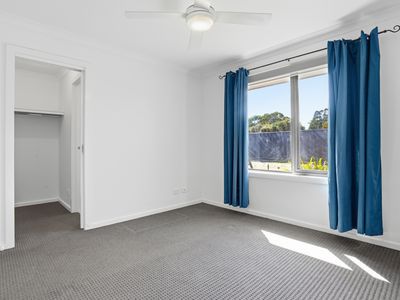 9 Bond Street, Campbell Town