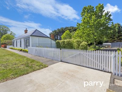 25 Meander Valley Road, Carrick