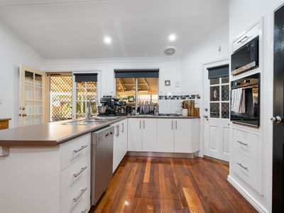 14 Butterfly Street, Piccadilly