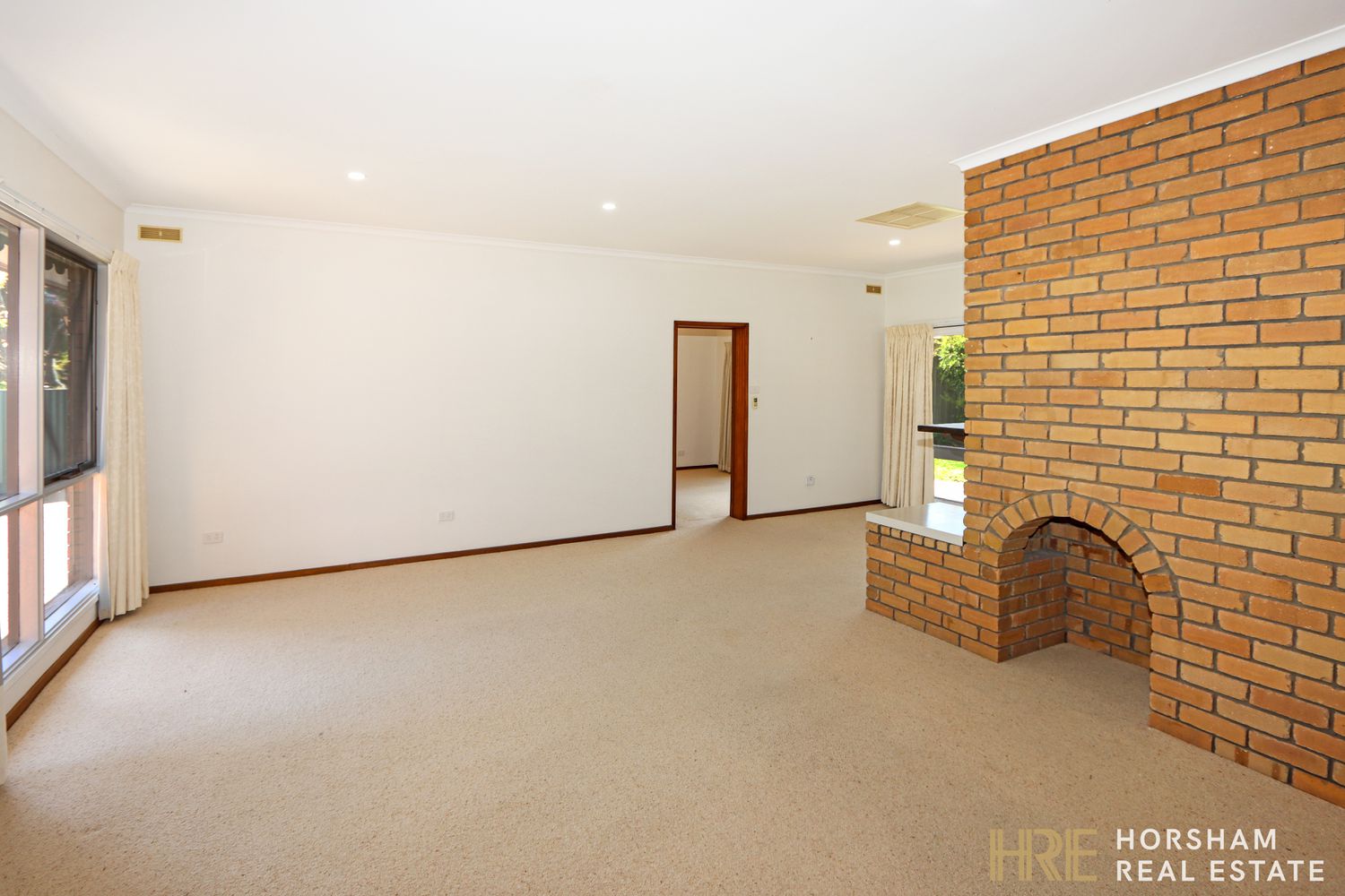 1 Hoskin Court, Horsham