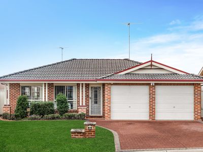 8 Yuroka Street, Glenmore Park