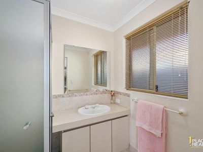 9 Astrolabe Lane, Falcon
