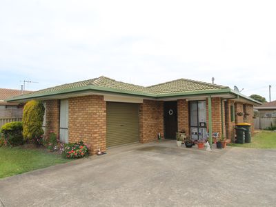 1 / 9 Tower Square, Warrnambool
