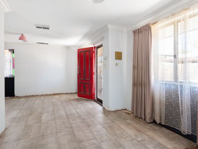 21 Belgravia Place, South Kalgoorlie