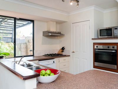 10 Limerick Way    UNDER OFFER, Fremantle
