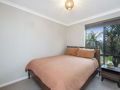 5 Cherbourg Grove, Port Kennedy