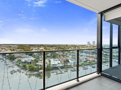 51005 / 5 Harbour Side Court, Biggera Waters