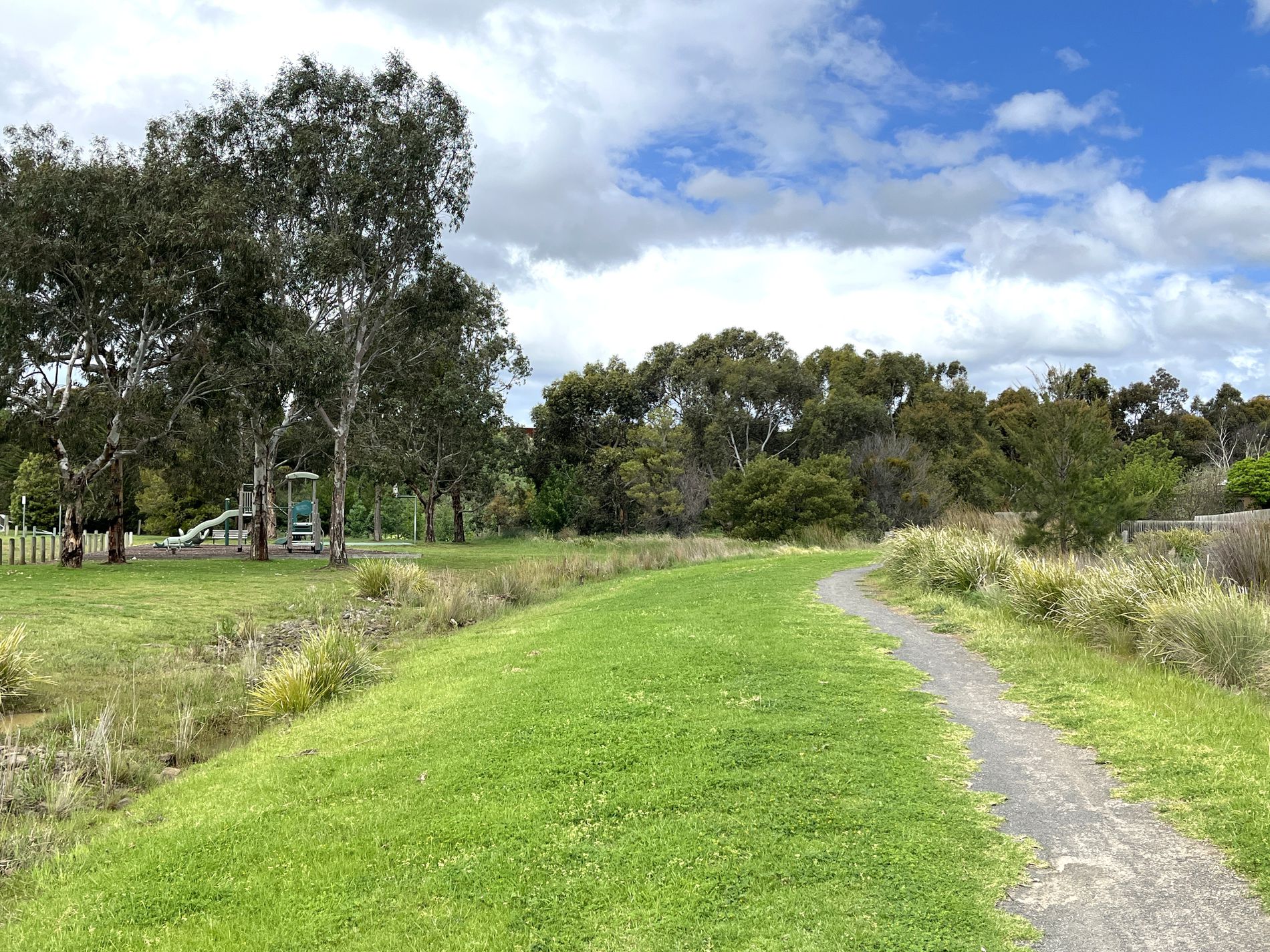 2 / 20 Senior Court, Highton