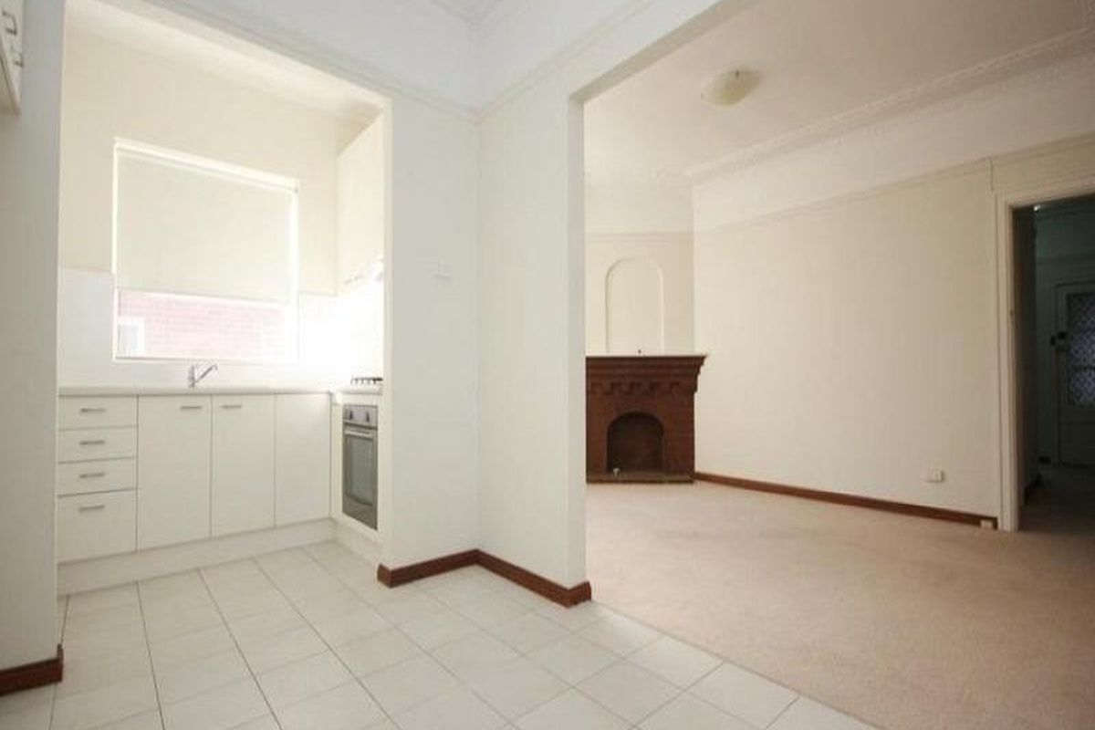 4 / 128 Majors Bay Road, Concord