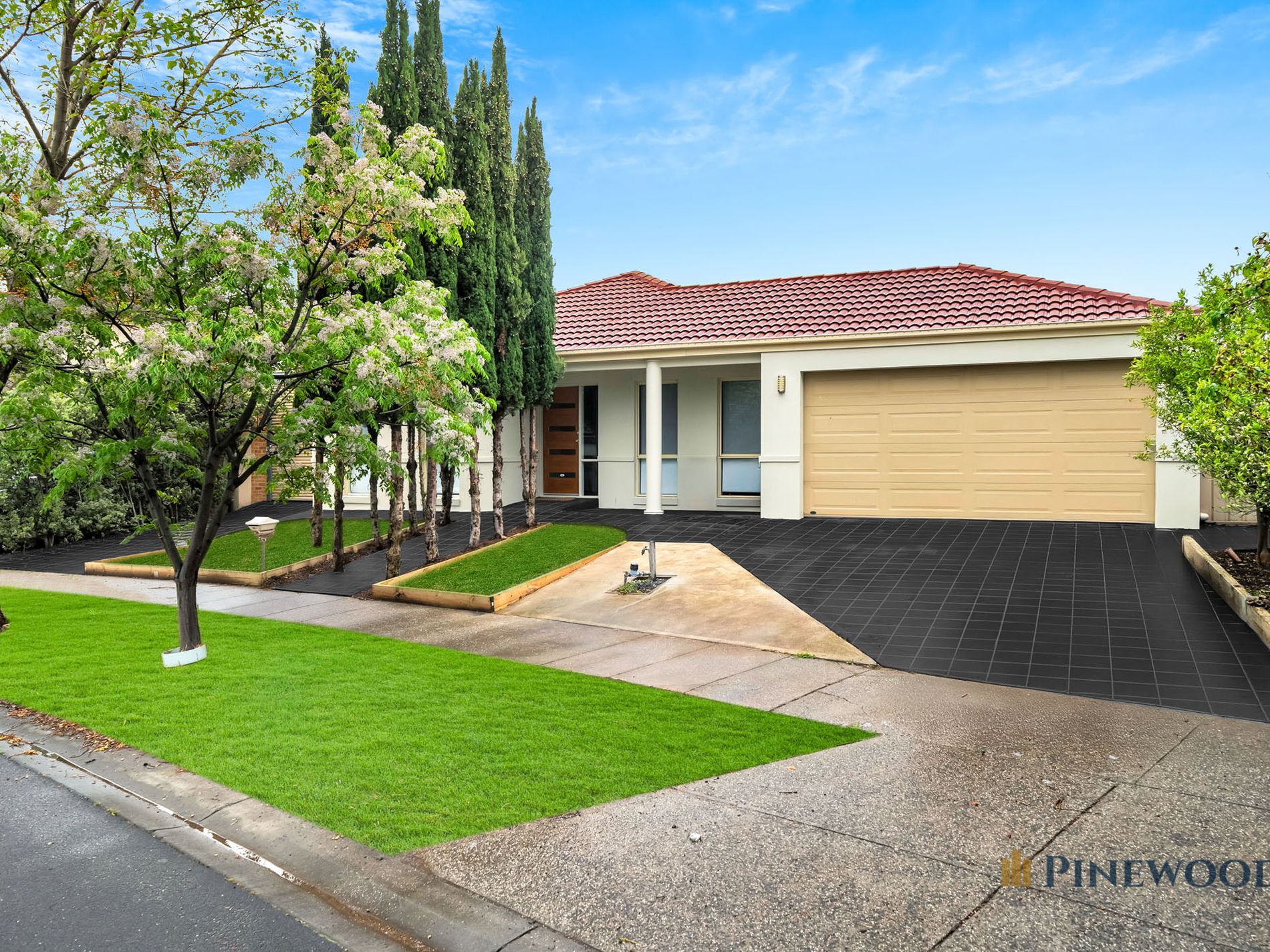 15 Weigall Close, Caroline Springs
