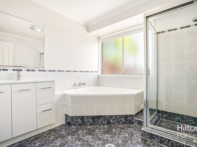 9 Osmond Court, Hassall Grove