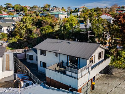 12 Glen Road, Mornington