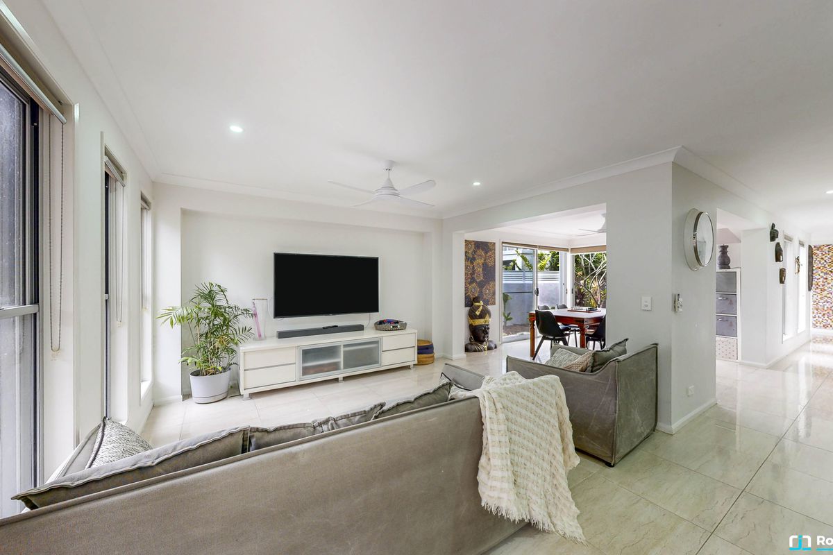 25 Myles Street, Tewantin