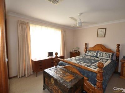 8 MacGregor Street, Dubbo