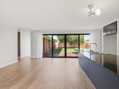 26 Januk Turn, South Guildford