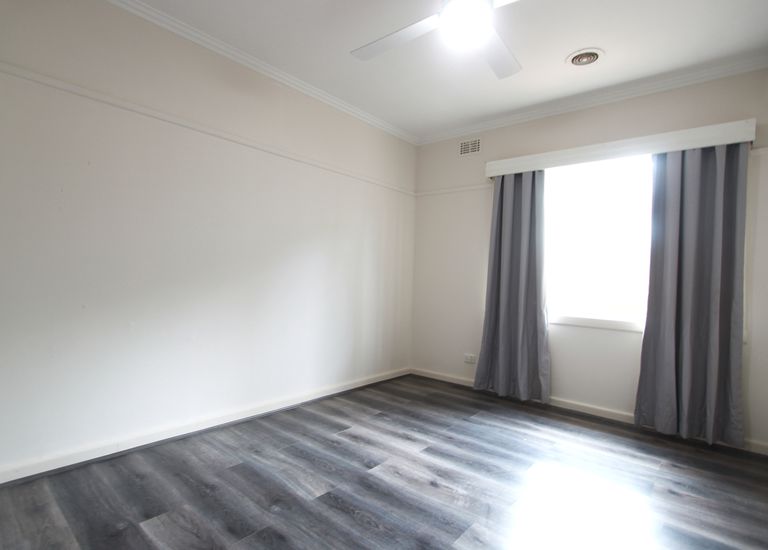 1401 North Road, Oakleigh East