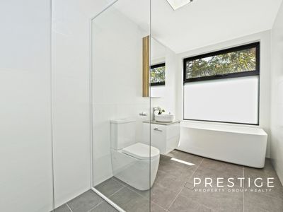 5 / 40 Meriel, Sans Souci