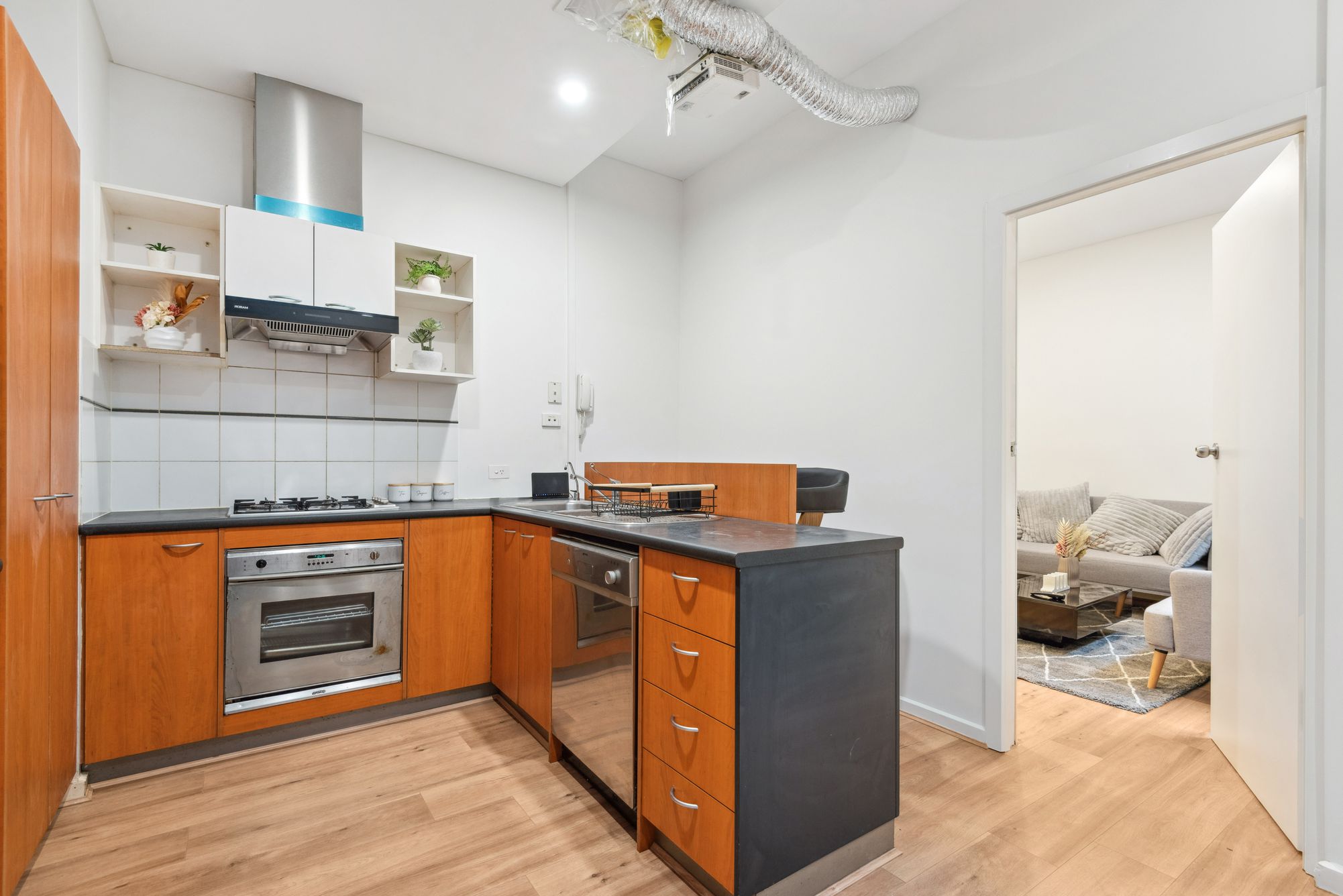 8 Heaslip Close, Adelaide