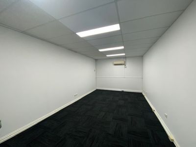 Suite 5 / 48-50  George  St, Parramatta