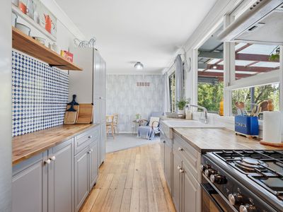 49 Bay Road, Midway Point