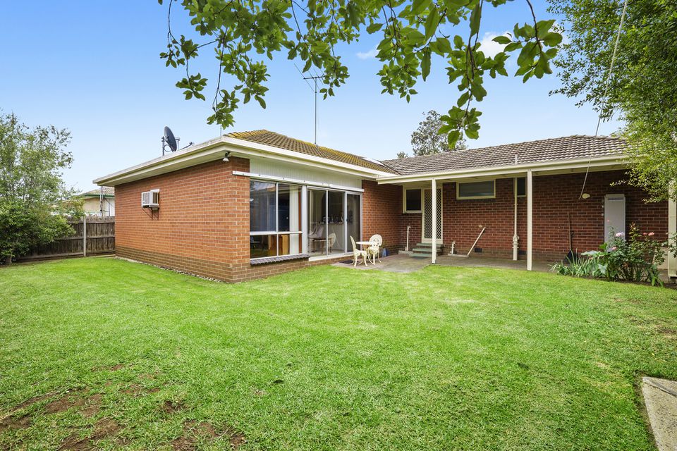 3 ATAMI CRESCENT, Corio