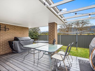 3 Cloverfield Place, Horsley