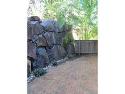 1 / 3 Jarrah Crescent, Ocean Shores