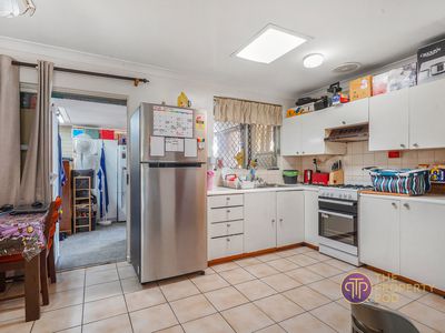 62 Strelitzia Avenue, Forrestfield