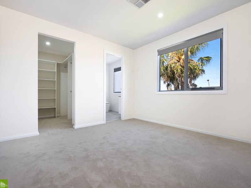 1 / 14 Ryan Lane, Figtree