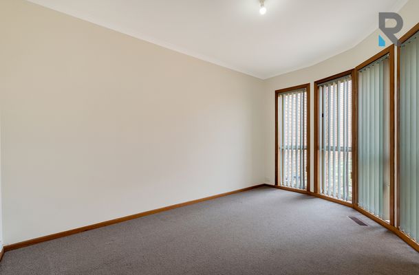 2 / 7 Hawick Court, Greenvale