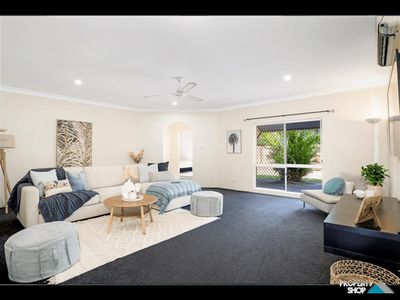 8 Beagle Close, Bentley Park