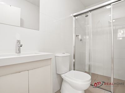 80 / 56 Lakeside Parade, Jordan Springs