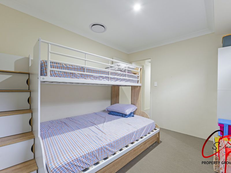 17 Lockwood Way, Aveley
