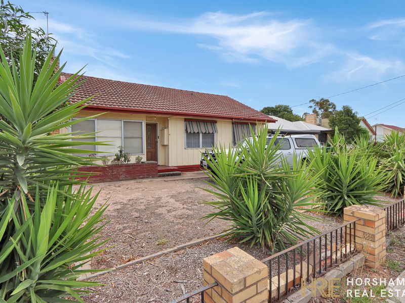 17 Hutchesson Street, Horsham