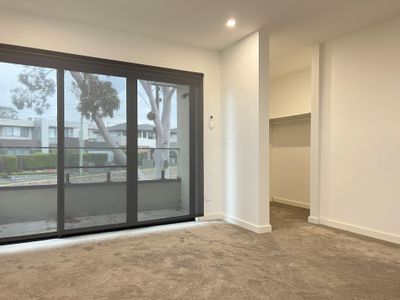 1 / 233 Thompsons Road, Templestowe Lower
