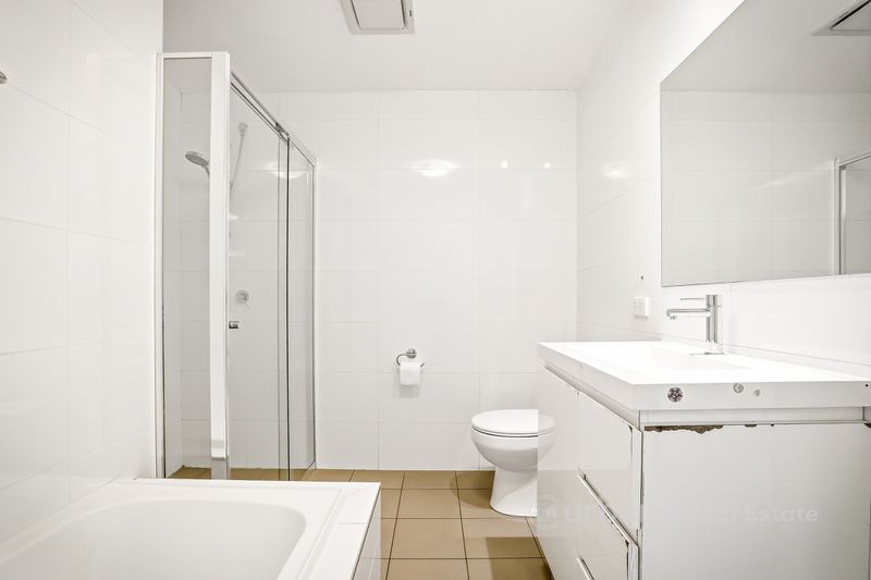 27 / 8 Marlborough Road, Homebush West