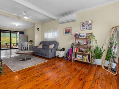 44 John Street, Belmont North