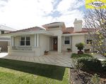 5 Darlot Crescent, South Perth