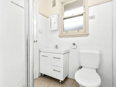 2 / 8 Grafton Street, Figtree