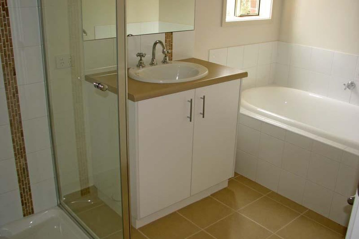 32 Nicholson Street, Rushworth