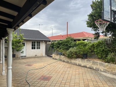 8 Salvator Street, Noranda