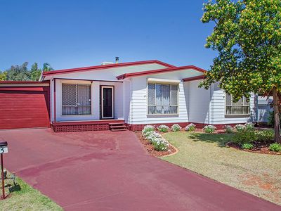 3 Ramus Circle, Somerville