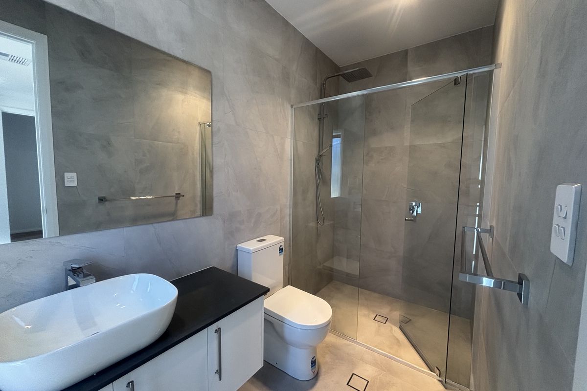 8A Bolton Road, Para Hills