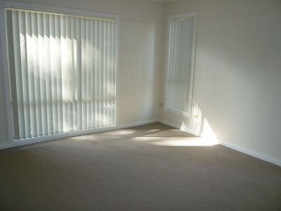 21 Ross Avenue, Narrawallee