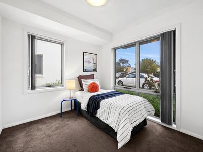 140 / 142 Mapleton Avenue, Harrison