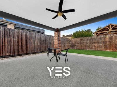 7 Mossbank Road, Cranbourne East