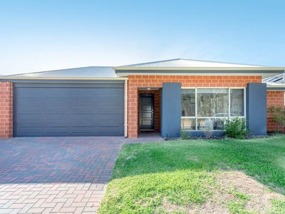 21 Sarsaparilla Ramble, Byford